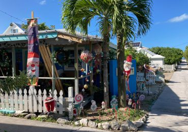 What to buy in Nassau, Bahamas?